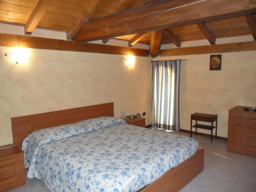 Hotel San Francesco Budrio  Δωμάτιο φωτογραφία